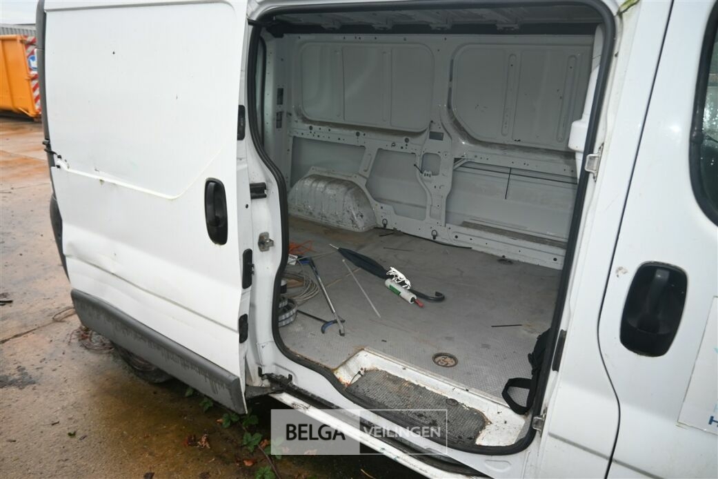 OPEL VIVARO lichte vrachtwagen – foto 10 – kavel bij Belga Veilingen