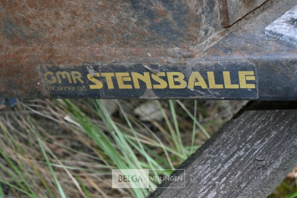 Veegborstel STENSBALLE – foto 6 – kavel bij Belga Veilingen