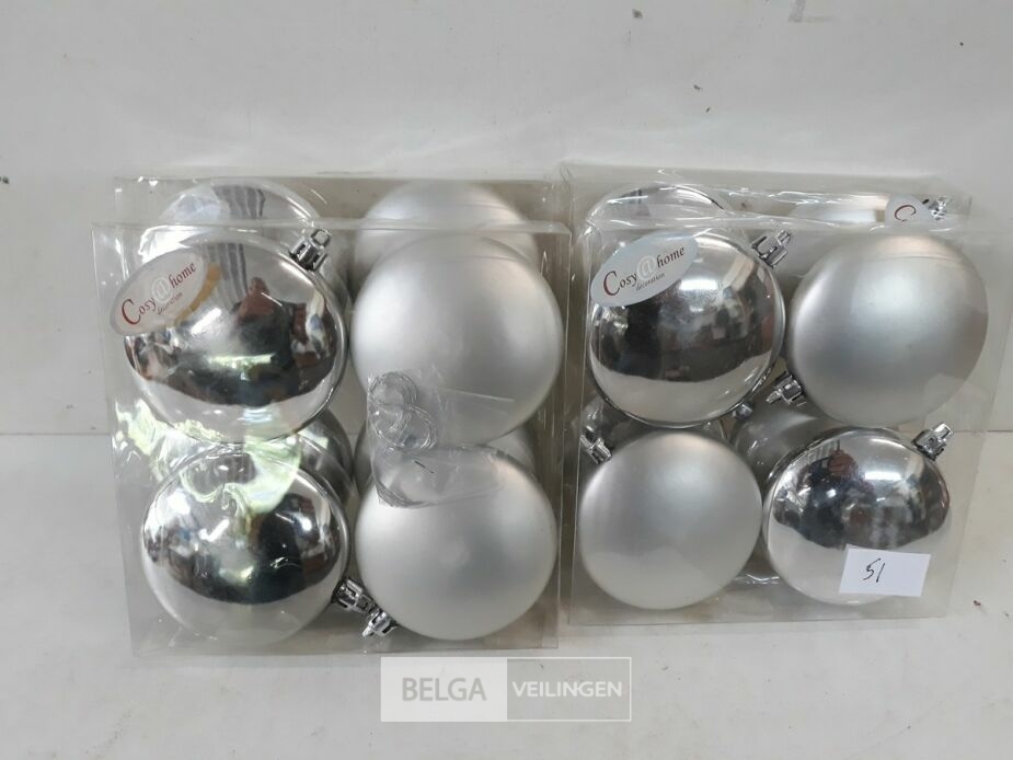 4 x Kerstballen pvc disc 4 stuks zilver – foto 2 – kavel bij Belga Veilingen, Oudsbergen