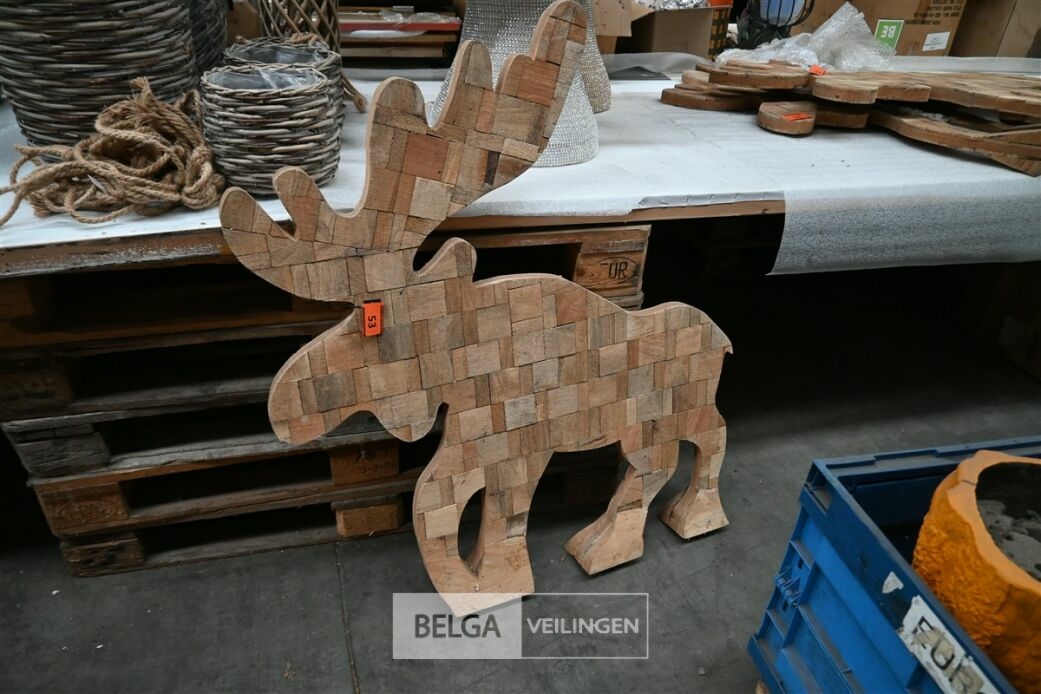 Houten eland – foto 2 – kavel bij Belga Veilingen, Lummen