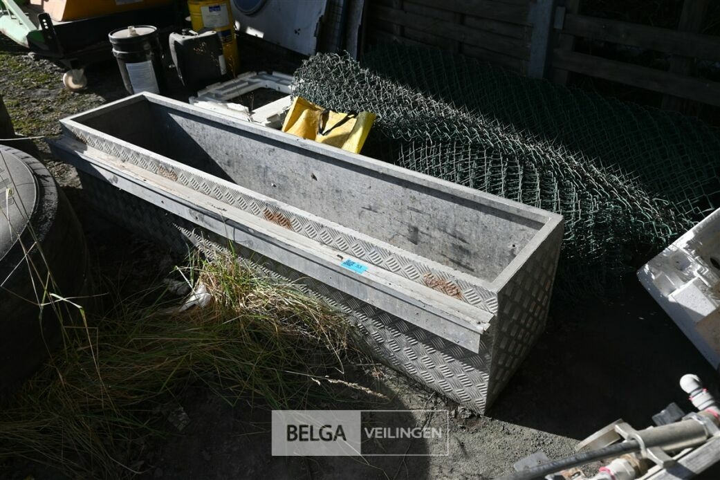Opbergbak zonder deksel – foto 2 – kavel bij Belga Veilingen
