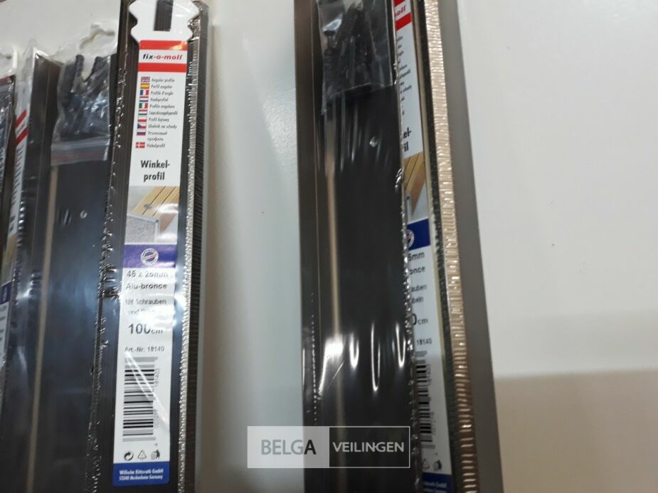 10 x Tredebeschermer aluminium kleur brons 1M – foto 3 – kavel bij Belga Veilingen, Oudsbergen