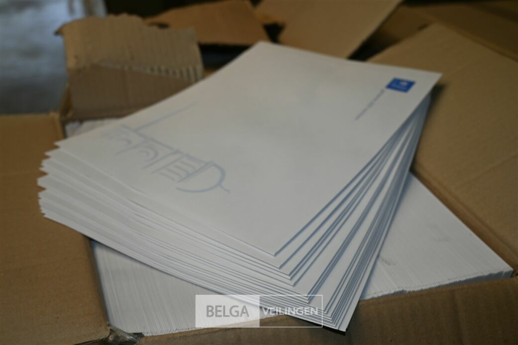 Grote partij A4 enveloppen – foto 4 – kavel bij Belga Veilingen