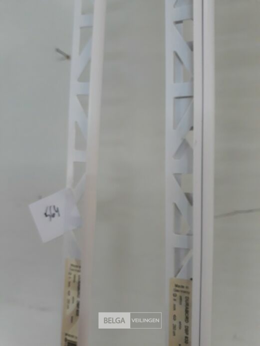 9 x Tegel eindprofiel pvc wit 6-8-10 mm – foto 3 – kavel bij Belga Veilingen, Oudsbergen