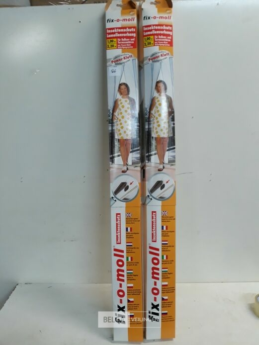 2 x Vliegenlammellen 1M x 220 cm – foto 2 – kavel bij Belga Veilingen, Oudsbergen