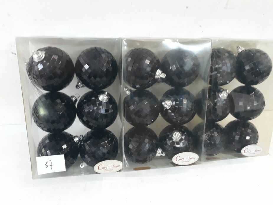 3 x Kerstballen pvc 6 stuks zwart – foto 2 – kavel bij Belga Veilingen, Oudsbergen