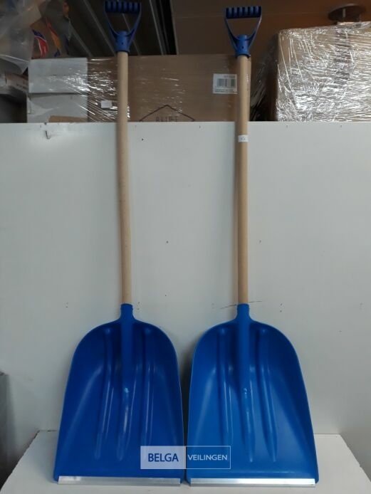 2 x Graan – bladschep met steel – foto 2 – kavel bij Belga Veilingen, Oudsbergen