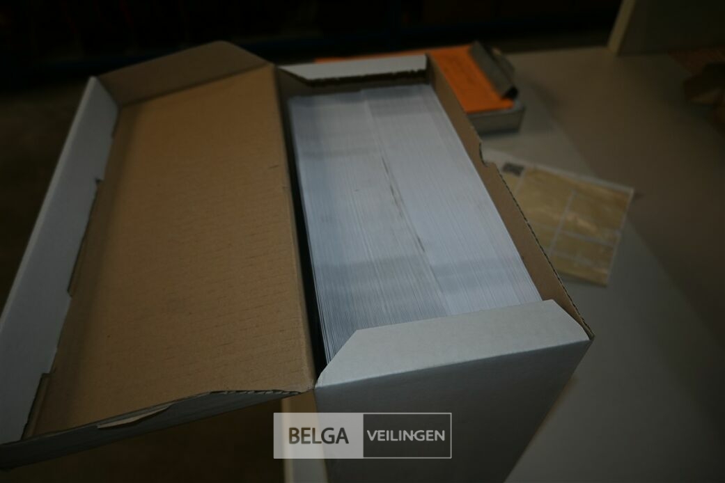 Partij A4 enveloppen – foto 4 – kavel bij Belga Veilingen