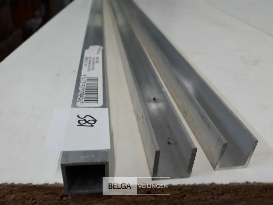 3 x Aluminium profiel 2M 2x U 25mm + 1 x koker 25x25mm – foto 3 – kavel bij Belga Veilingen, Oudsbergen