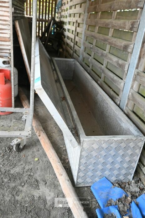 Opbergbak met deksel – foto 2 – kavel bij Belga Veilingen