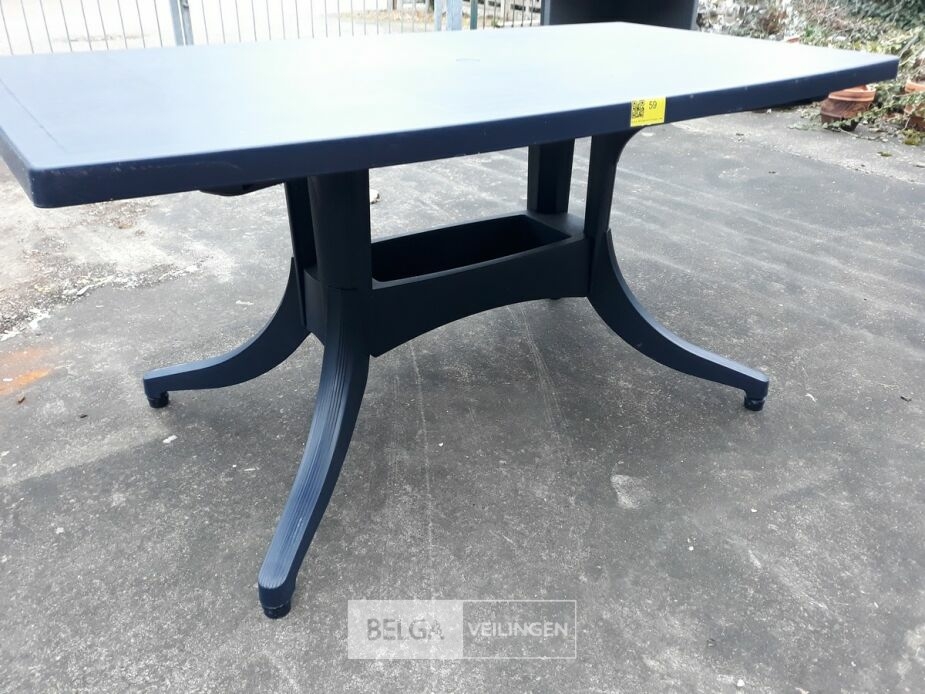 1 x Tuintafel groen PVC 160x90 cm Hartman – foto 3 – kavel bij Belga Veilingen, Oudsbergen