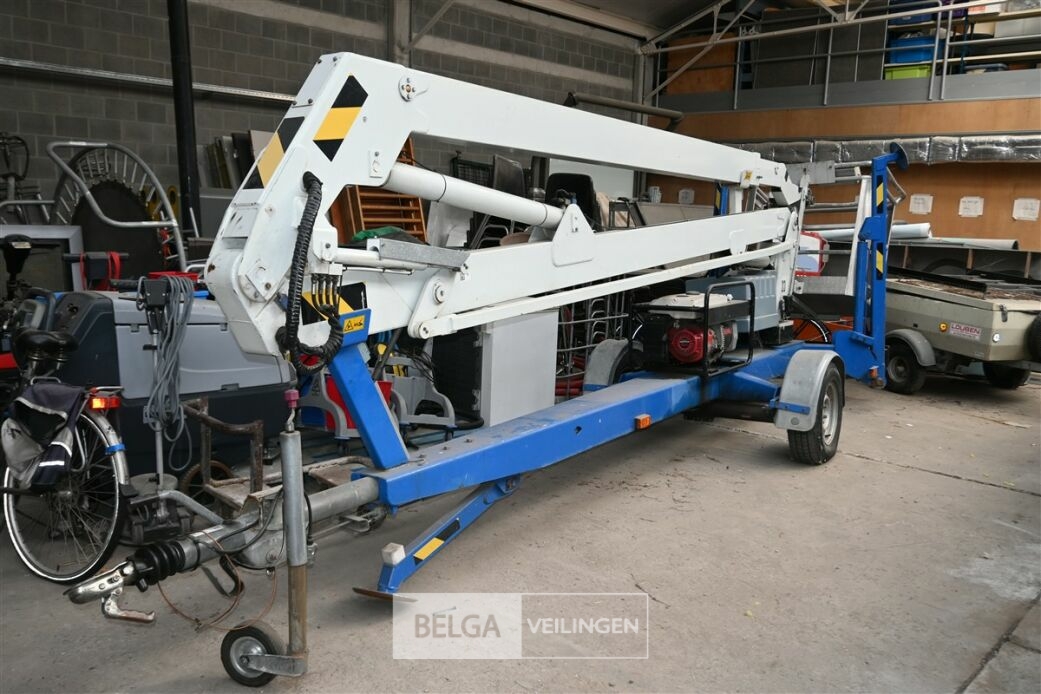 SKY-HIGH knikarmhoogwerker – foto 2 – kavel bij Belga Veilingen
