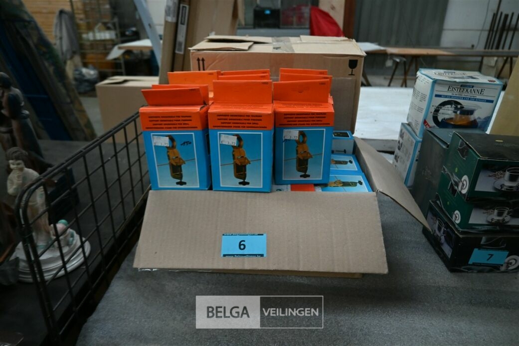± 60 Boorhouders – foto 2 – kavel bij Belga Veilingen, Lummen