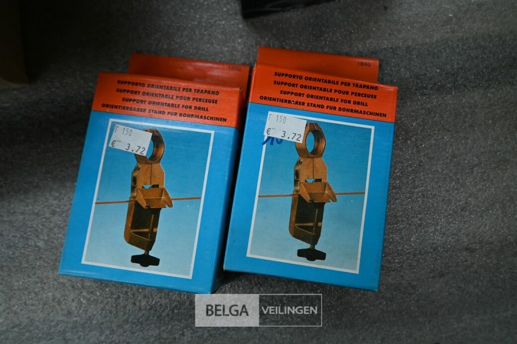± 60 Boorhouders – foto 3 – kavel bij Belga Veilingen, Lummen