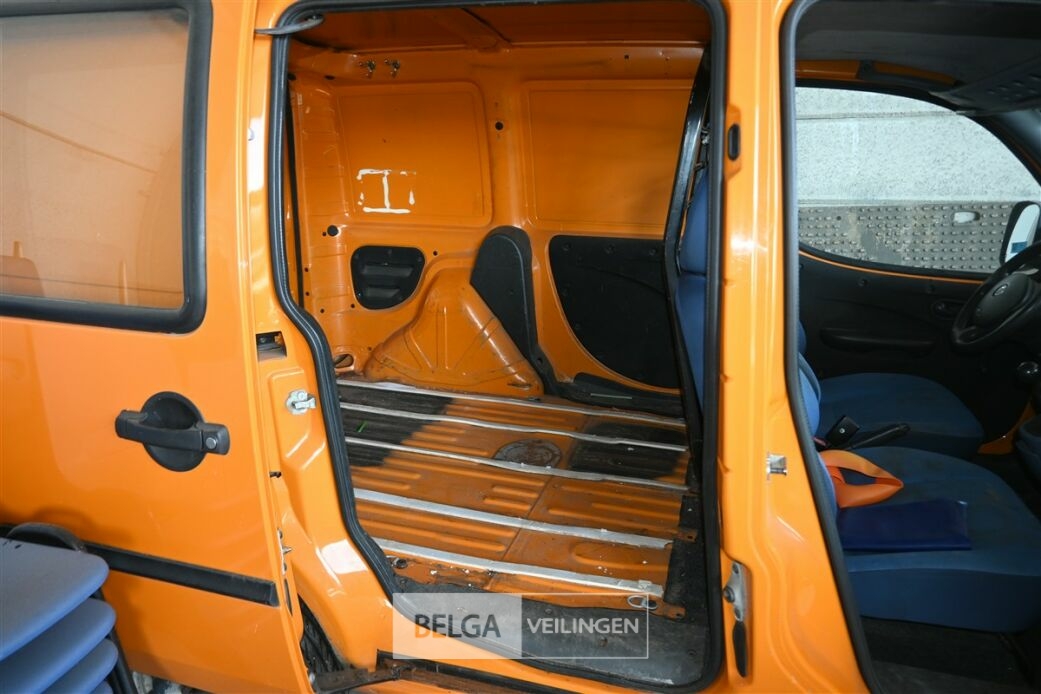 Lichte vracht FIAT – foto 18 – kavel bij Belga Veilingen