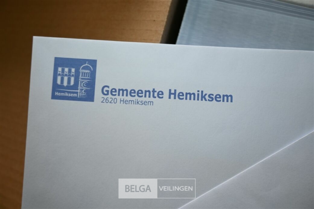 Partij enveloppen – foto 6 – kavel bij Belga Veilingen