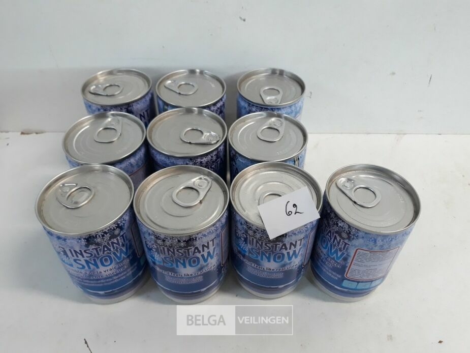 10 x Instant snow in blik – foto 2 – kavel bij Belga Veilingen, Oudsbergen