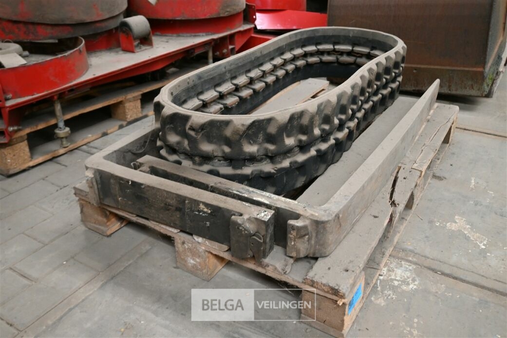 Rc Rupsband Rupsband en vorkenset | Belga Veilingen Auctions - Enchères