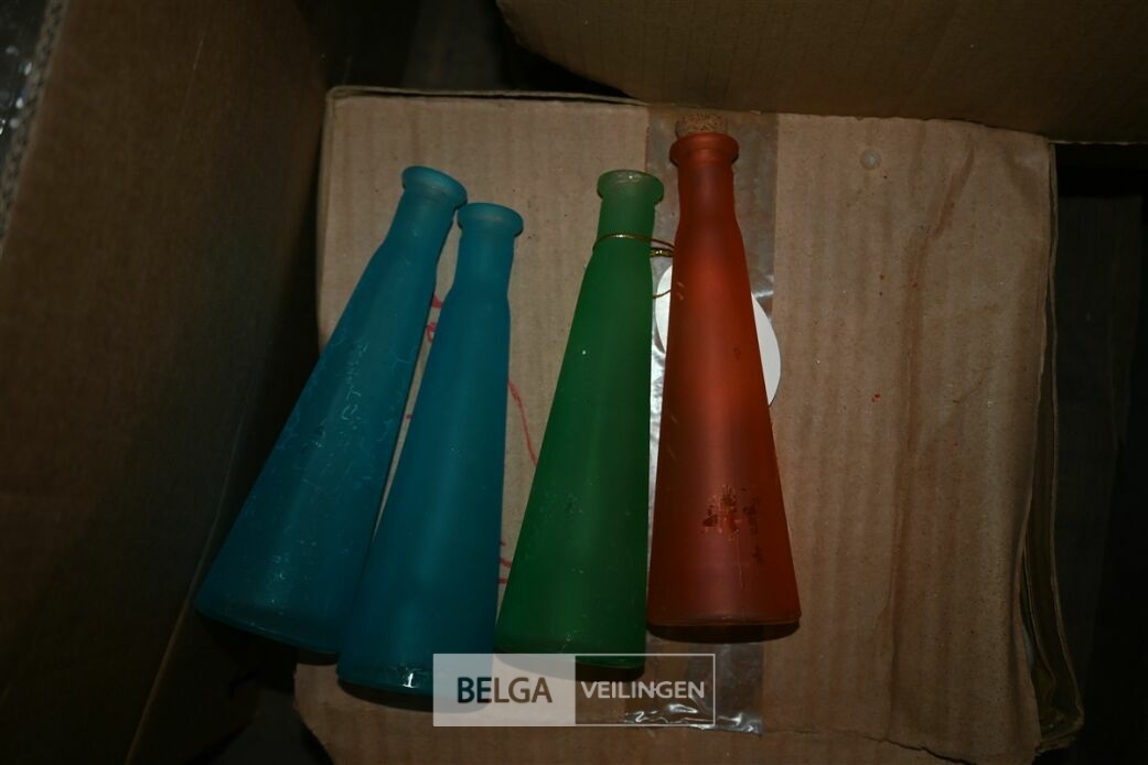 1 Pallet divers – foto 6 – kavel bij Belga Veilingen, Lummen