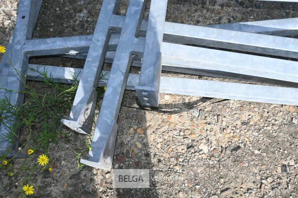 ± 5 Galvaframe – foto 4 – kavel bij Belga Veilingen