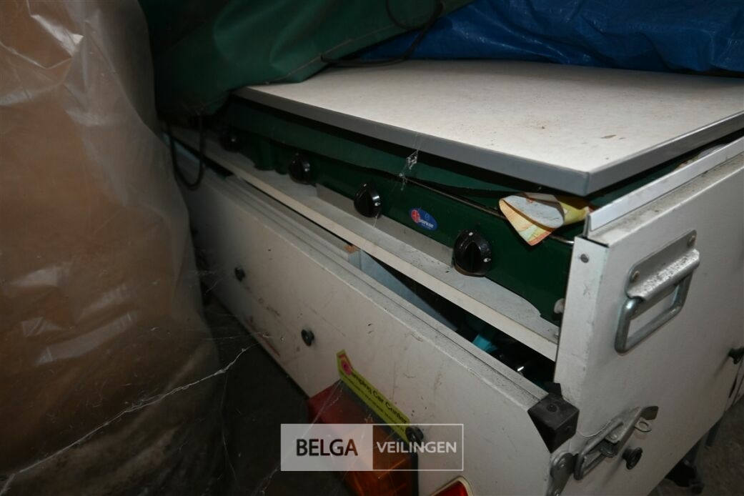 CABANON vouwwagen / campingcar – foto 7 – kavel bij Belga Veilingen