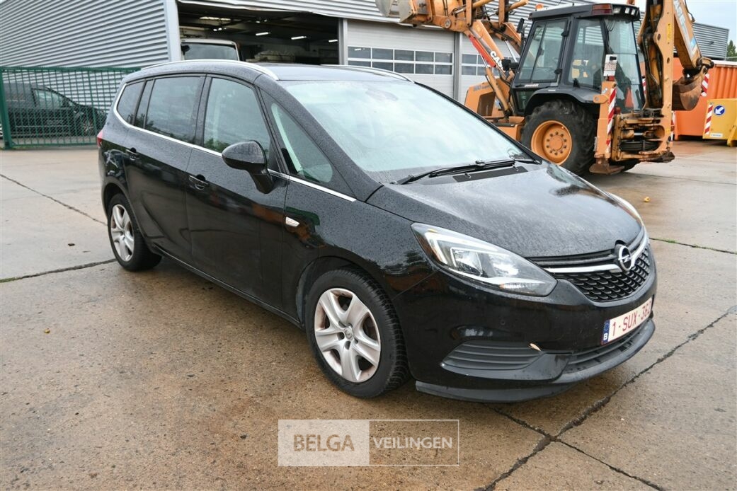 Opel zafira – foto 2 – kavel bij Belga Veilingen