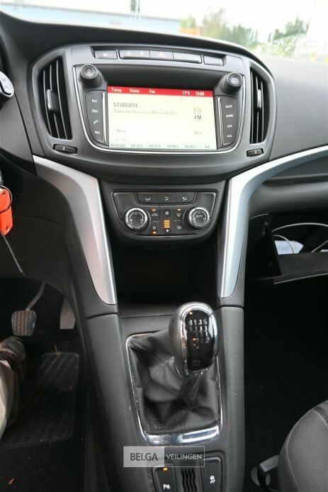 Opel zafira – foto 8 – kavel bij Belga Veilingen