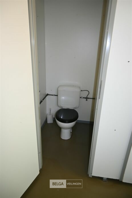 WC-container WARSCO – foto 14 – kavel bij Belga Veilingen