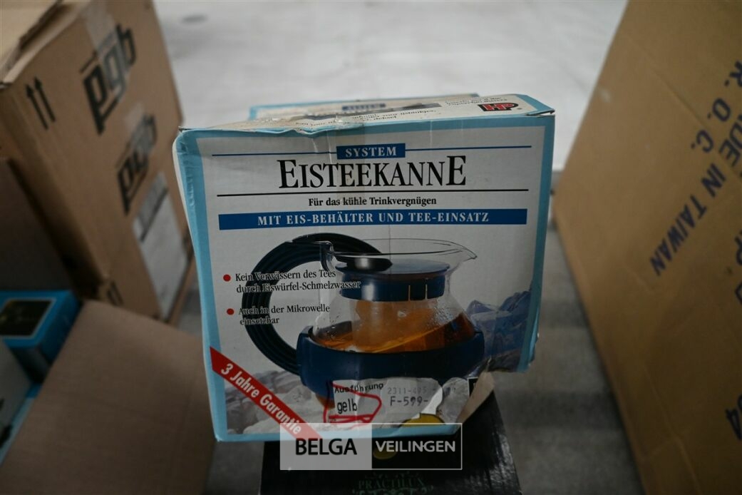 Theeglazen en koffiekannen – foto 7 – kavel bij Belga Veilingen, Lummen
