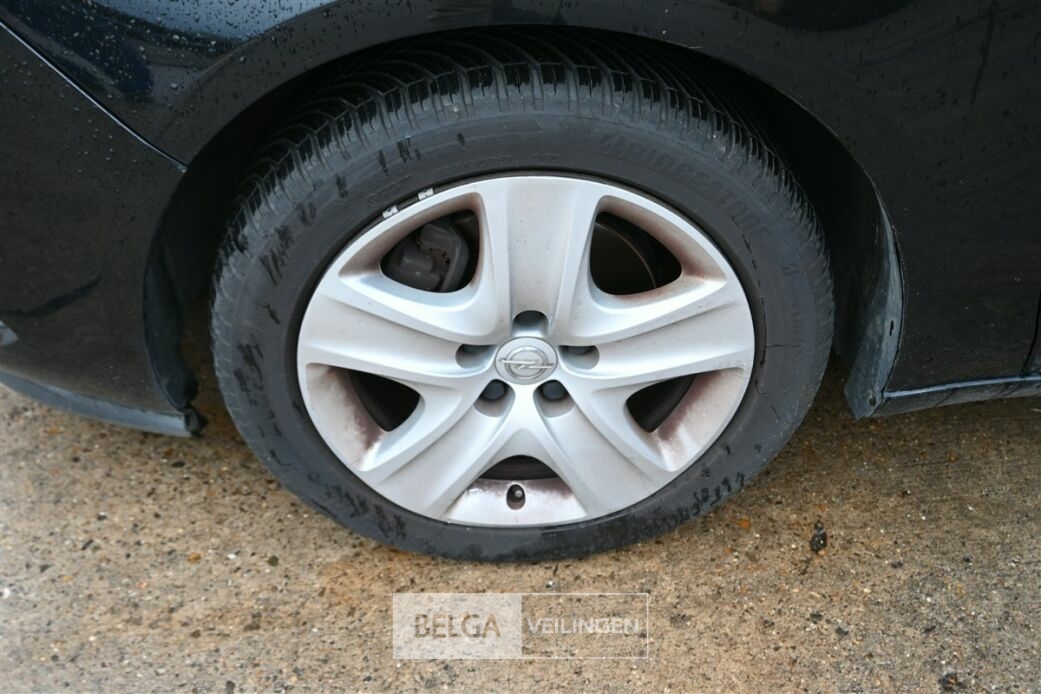 Opel zafira – foto 21 – kavel bij Belga Veilingen