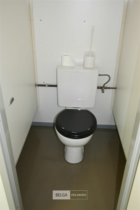 WC-container WARSCO – foto 18 – kavel bij Belga Veilingen