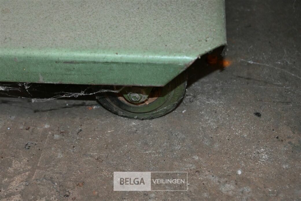 2x mobiel afzuigsysteem – foto 7 – kavel bij Belga Veilingen