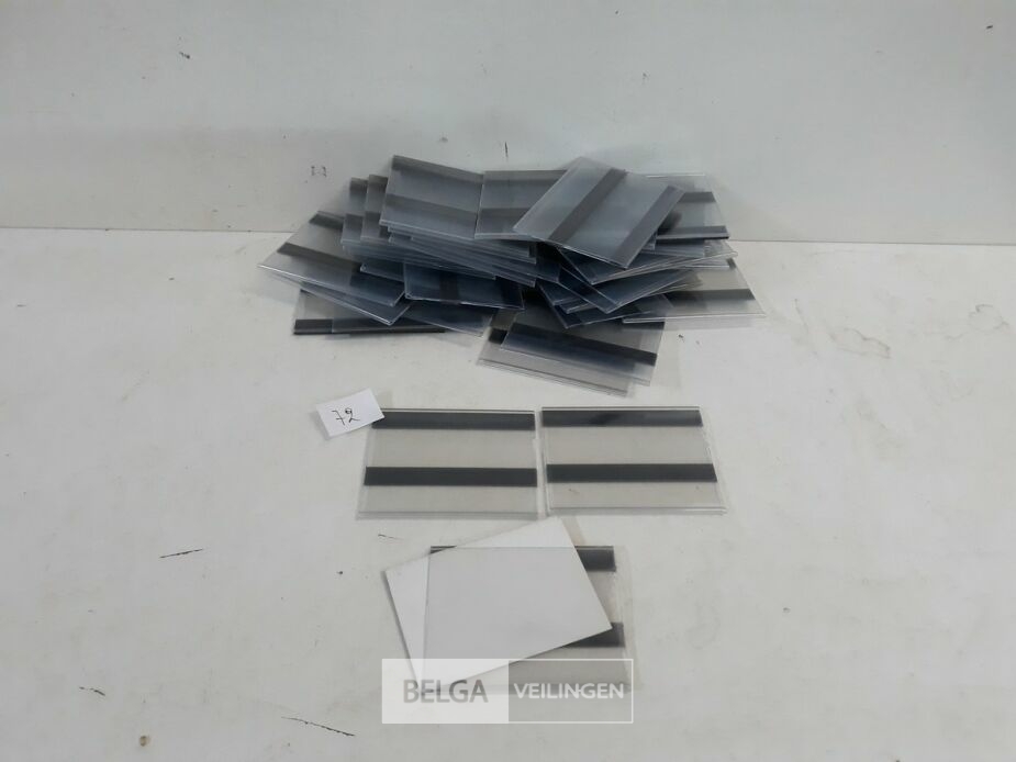 35 x Magnetische etikettenhouder 10x8 cm – foto 2 – kavel bij Belga Veilingen, Oudsbergen