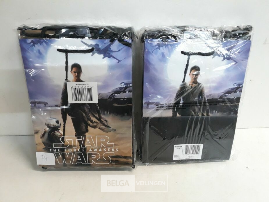 2 x Star Wars draagtas 12 stuks – foto 2 – kavel bij Belga Veilingen, Oudsbergen
