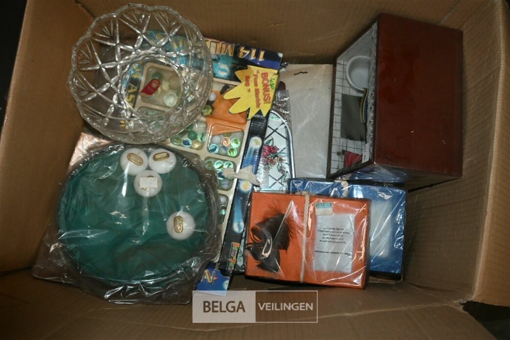 1 Pallet divers – foto 5 – kavel bij Belga Veilingen, Lummen