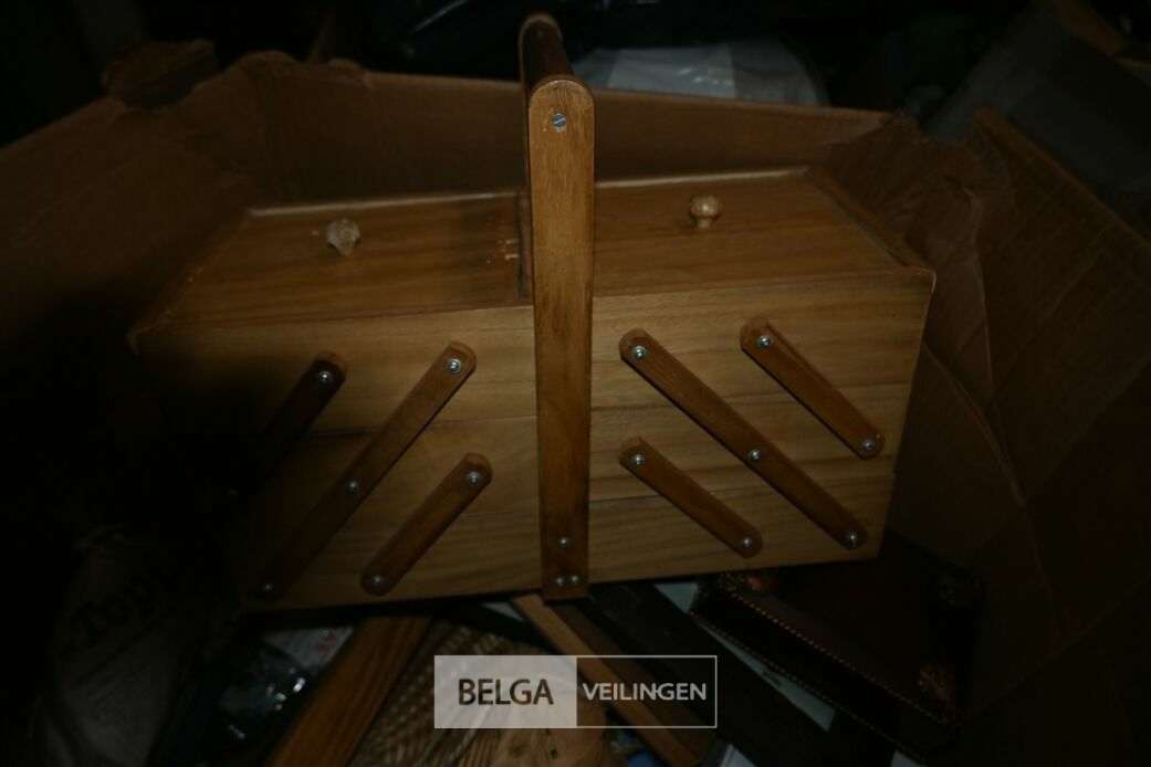 1 Pallet divers – foto 3 – kavel bij Belga Veilingen, Lummen