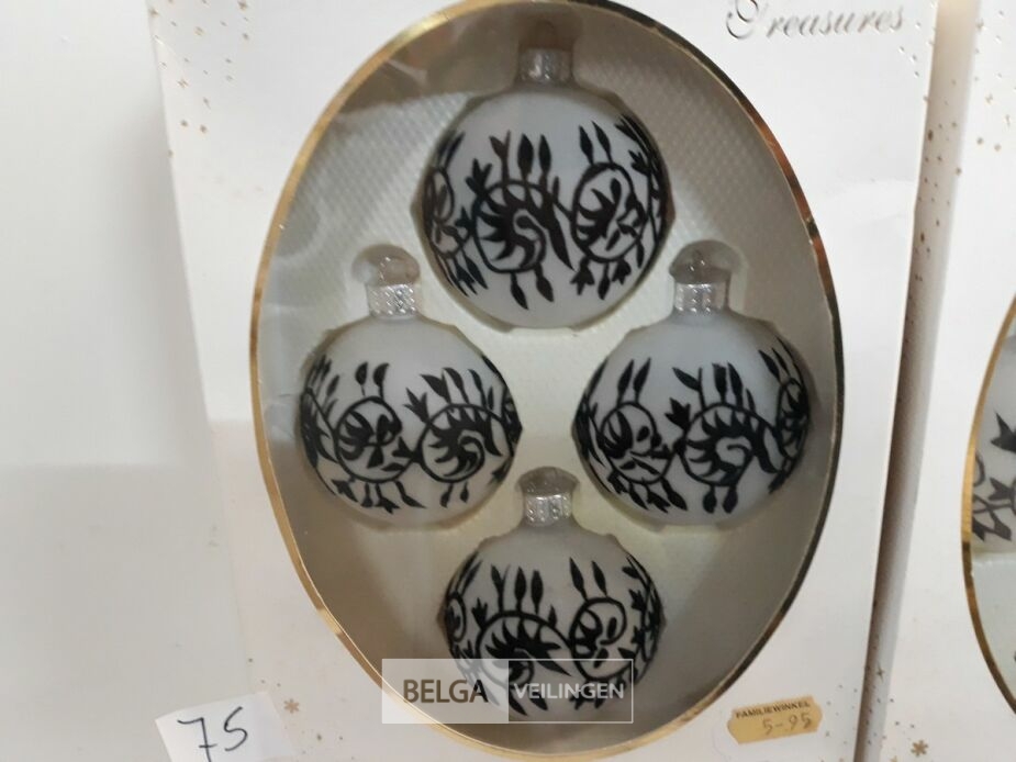 4 x Kerstballen glas 4 stuks wit – foto 3 – kavel bij Belga Veilingen, Oudsbergen