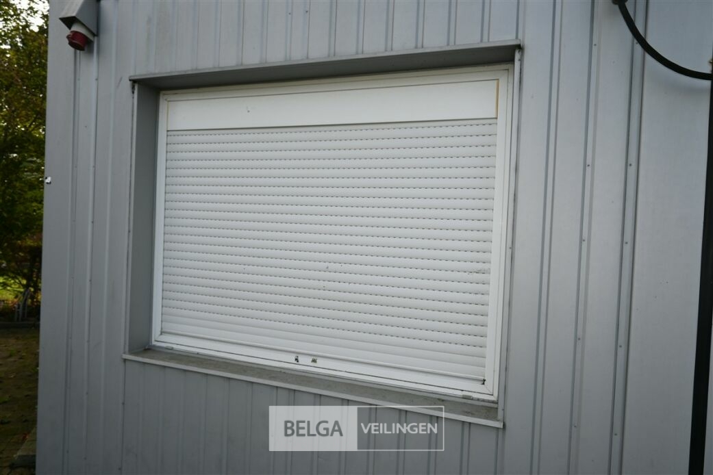 Klascontainer – foto 9 – kavel bij Belga Veilingen