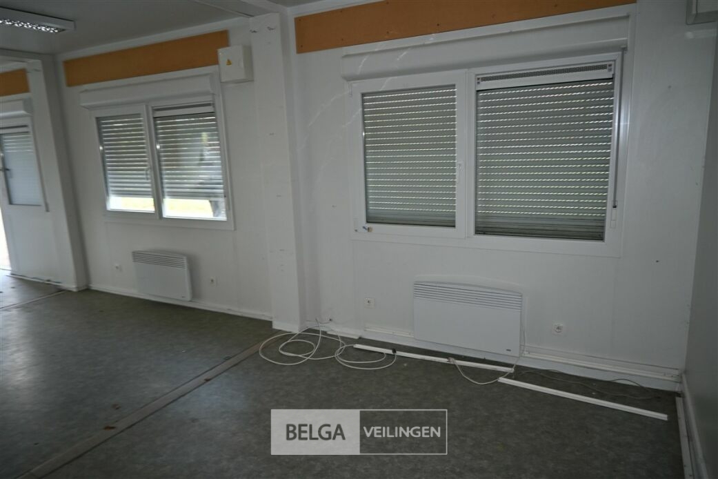 Klascontainer – foto 12 – kavel bij Belga Veilingen
