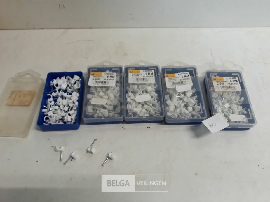 5 x Nagelklemmen wit 6 mm 50 stuks – foto 2 – kavel bij Belga Veilingen, Oudsbergen