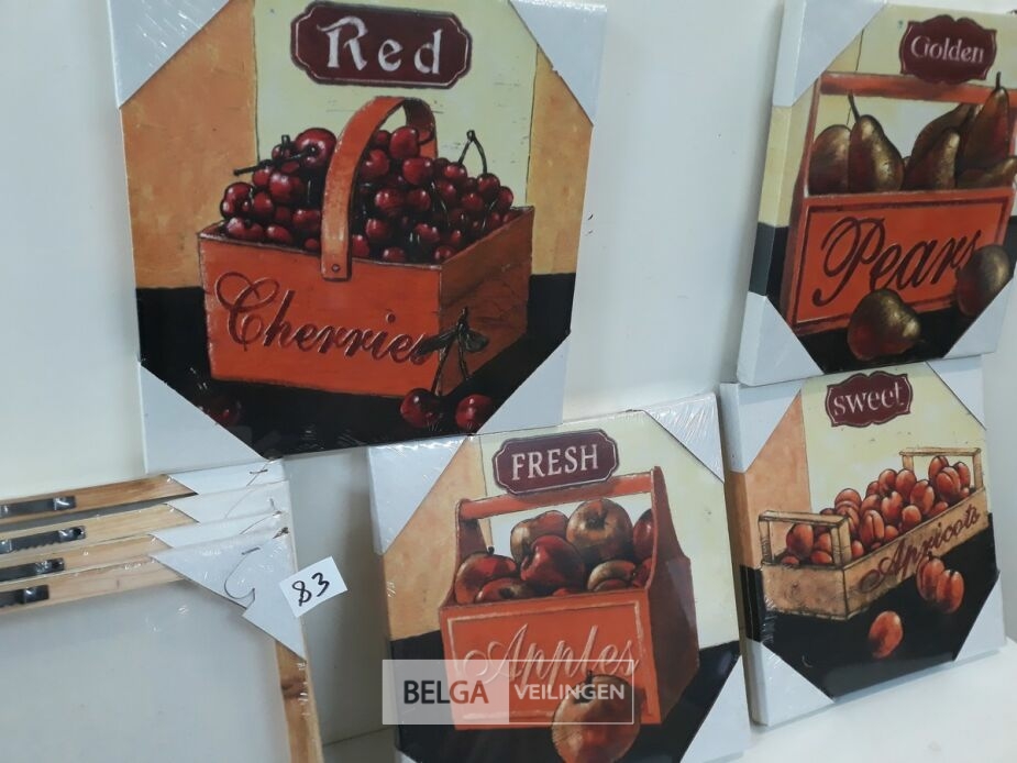 8 x Schilderij 30x30 cm 4 assorti – foto 3 – kavel bij Belga Veilingen, Oudsbergen