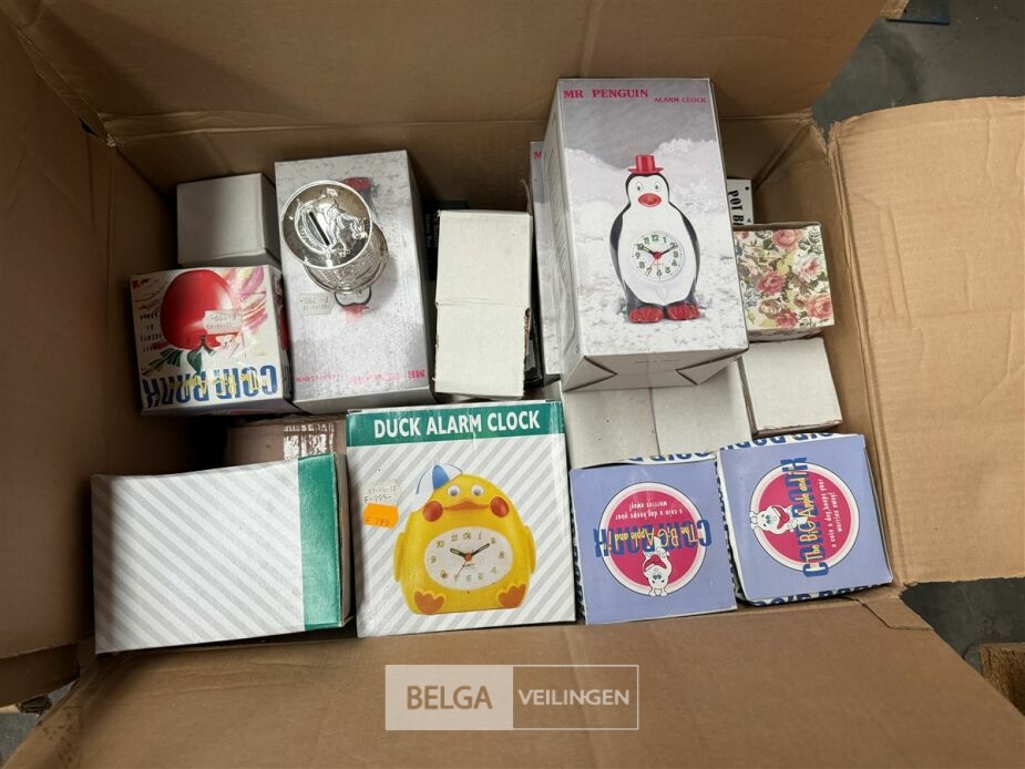 Kinderwekkers en spaarpotten – foto 2 – kavel bij Belga Veilingen, Lummen