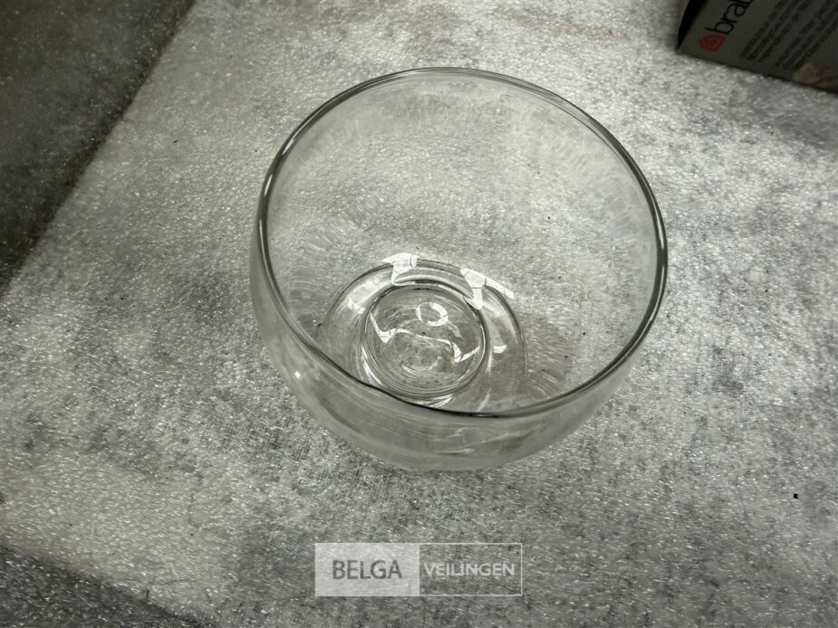 ± 40 Amuse glaasjes – foto 4 – kavel bij Belga Veilingen, Lummen