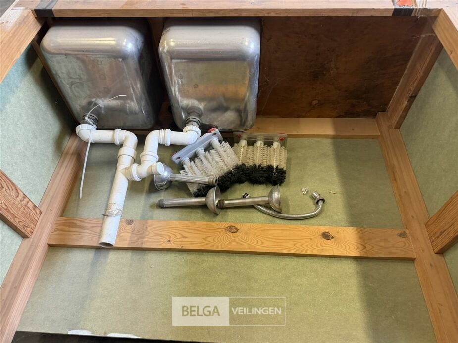 Dubbele spoelbak RVS – foto 4 – kavel bij Belga Veilingen