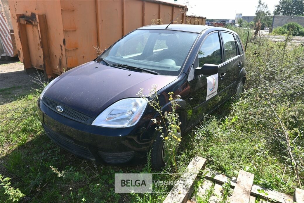 Personenwagen FORD Fiesta – foto 10 – kavel bij Belga Veilingen