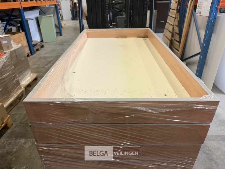 11x Houten bakken – foto 4 – kavel bij Belga Veilingen