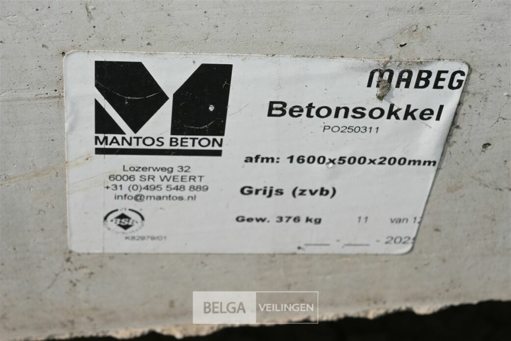 2x Betonnen sokkels – foto 5 – kavel bij Belga Veilingen