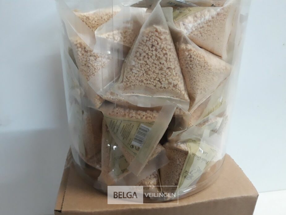 1 x Badpoeder 50 x 20 gram Lotus geur – foto 3 – kavel bij Belga Veilingen, Oudsbergen