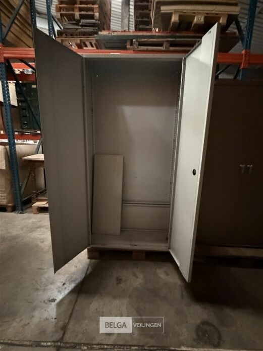 Dossierkast – foto 4 – kavel bij Belga Veilingen, Lummen