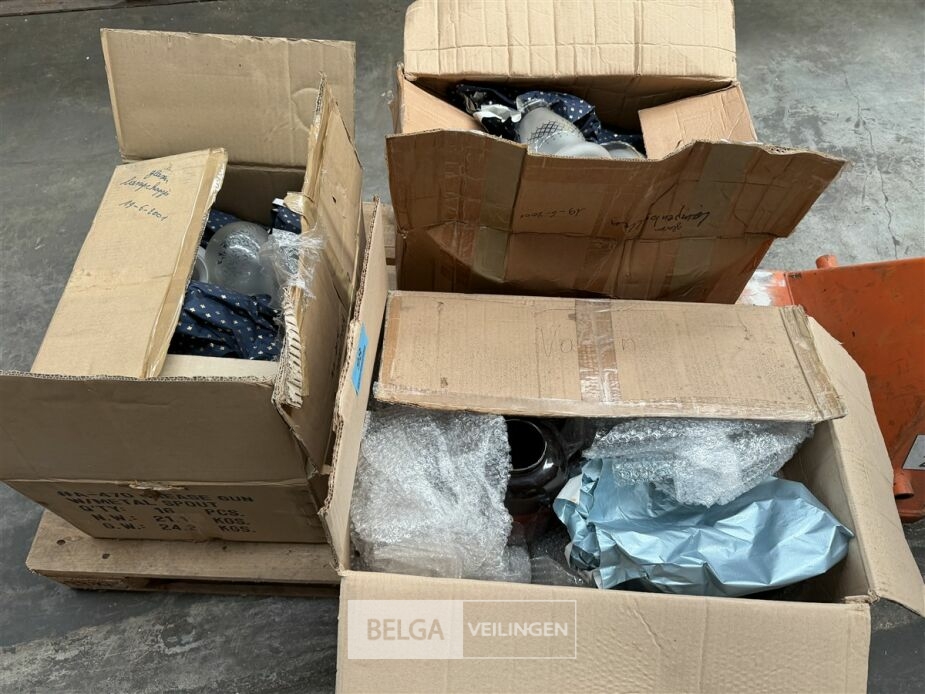 1 Pallet varia – foto 2 – kavel bij Belga Veilingen, Lummen